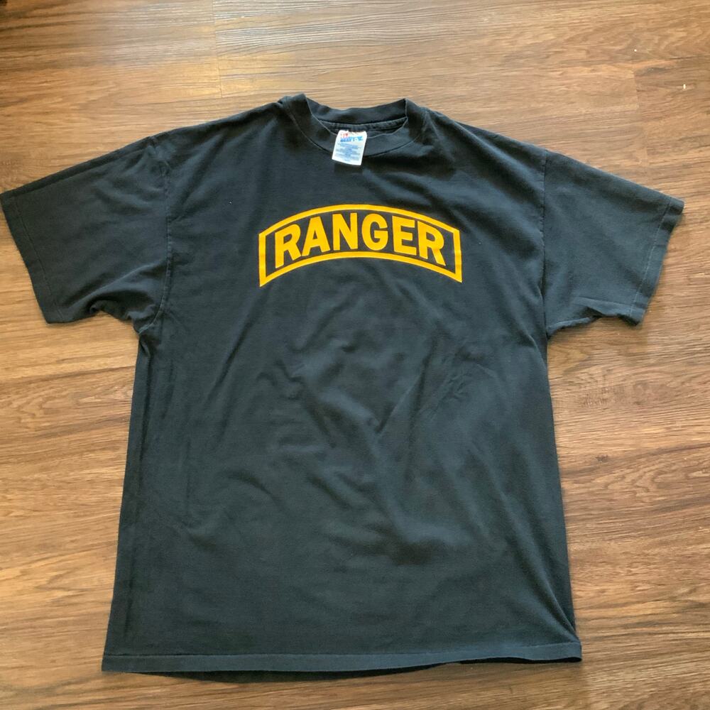 Vintage Army Ranger T-Shirt XL Black Military Graphic Hanes Beefy Tee